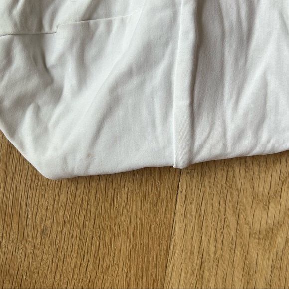 Lululemon White Sports Bra - Picture 4 of 4